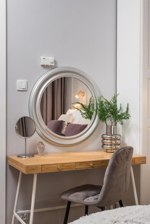 קרקוב Wielopole17 Miro Apartment With Ac מראה חיצוני תמונה